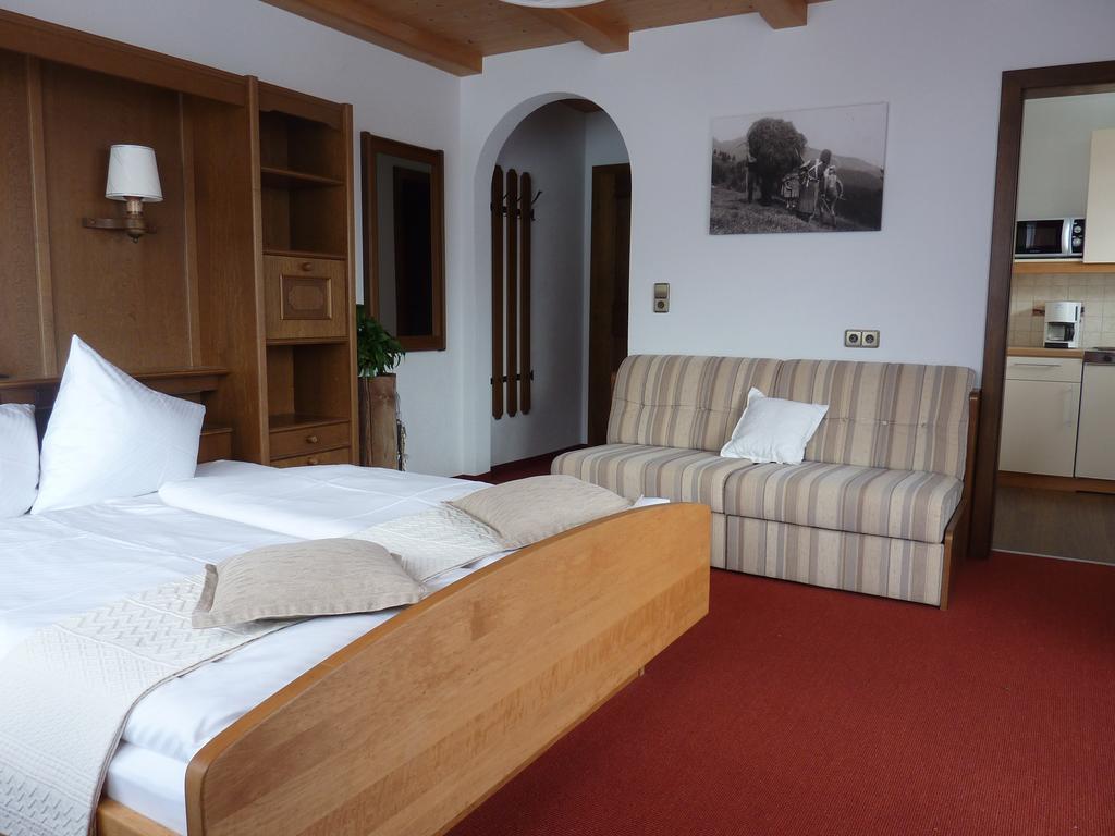 Haus Blatthofer Hotel Sankt Lorenzen im Lesachtal Екстериор снимка