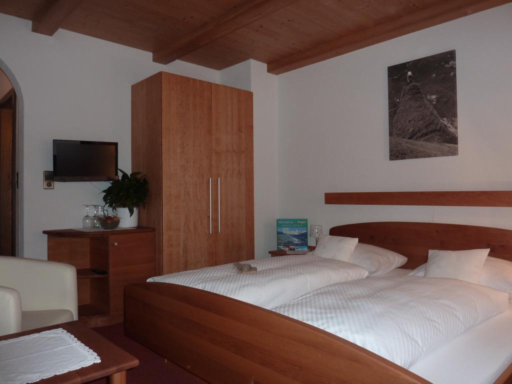 Haus Blatthofer Hotel Sankt Lorenzen im Lesachtal Екстериор снимка